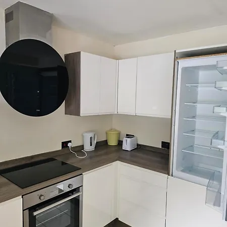 Apartament Linday's Flat 2 Bedroom House